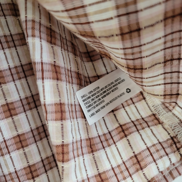 Plaid V Neck Blouse*NWT* Sz S* Universal Thread - Picture 7 of 9
